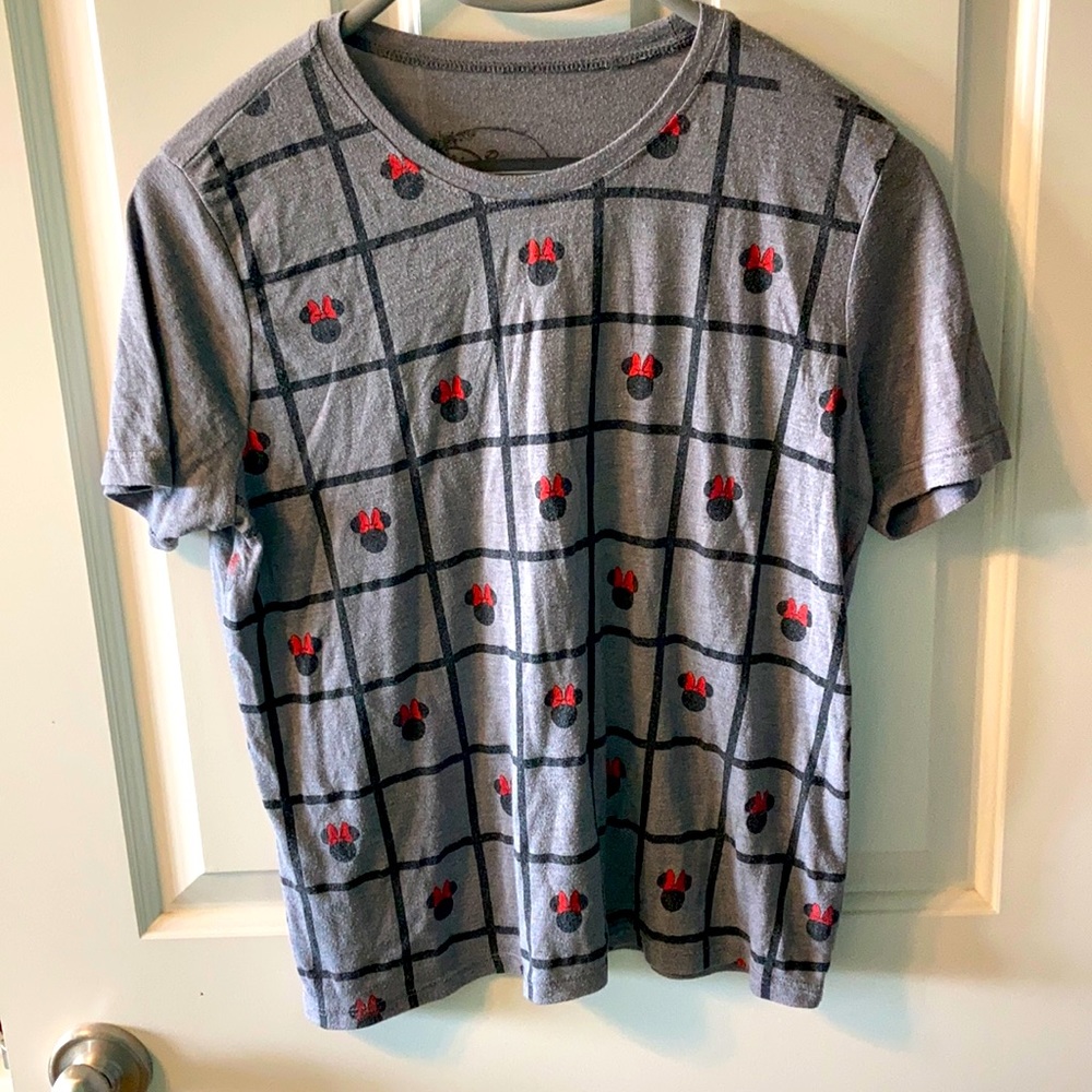 Minnie Mouse shirt
